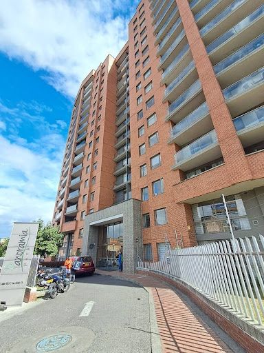 Apartamento en arriendo Cundinamarca Bogotá Ciudad Jardín Norte 122 m2 Habitaciones 3 Baños 3 Garajes 2 Precio $5391800
