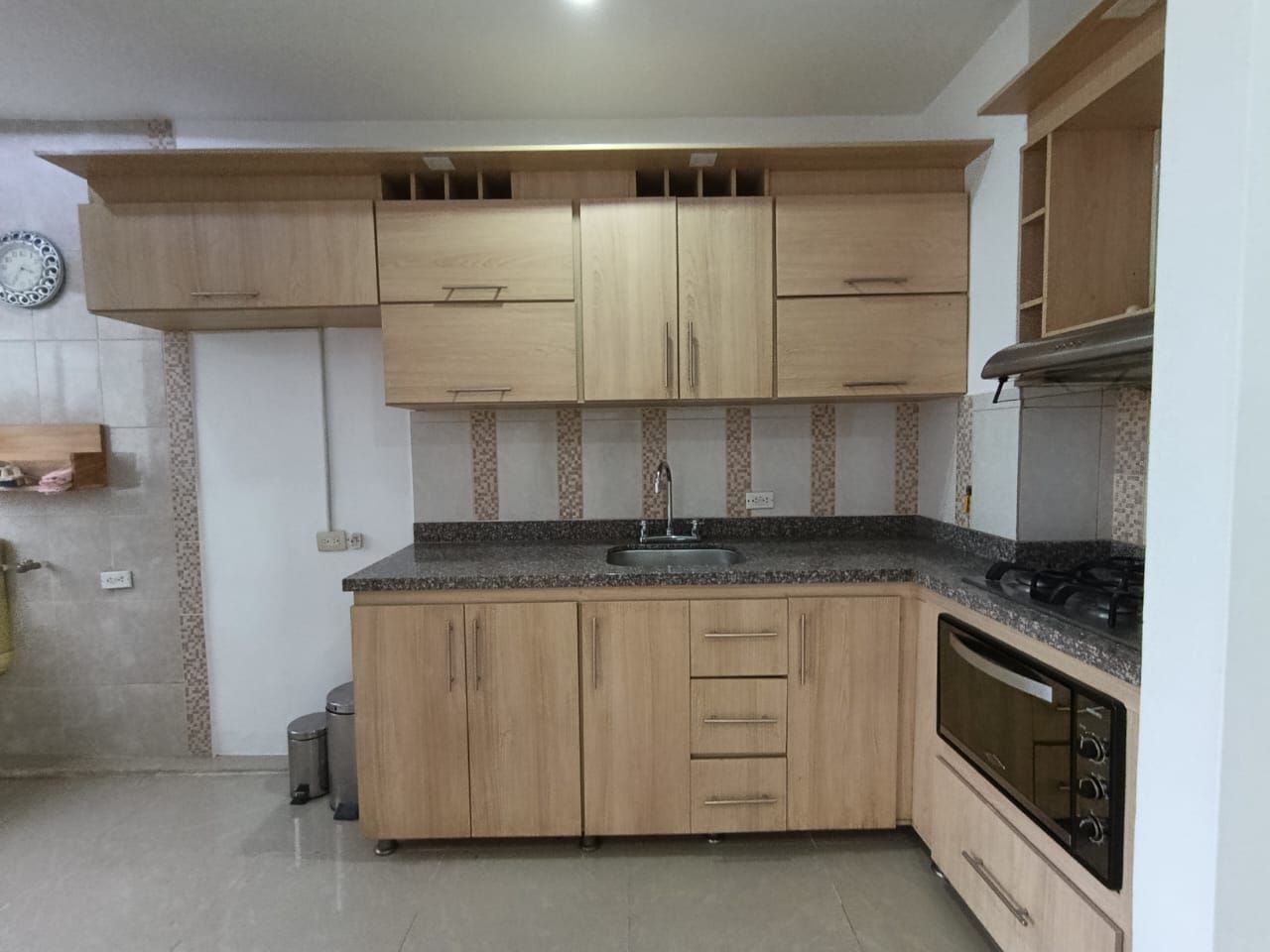 Apartamento en arriendo Antioquia Rionegro El Porvenir 50 m2 Habitaciones 2 Baños 2 Garajes 1 Precio $1800000