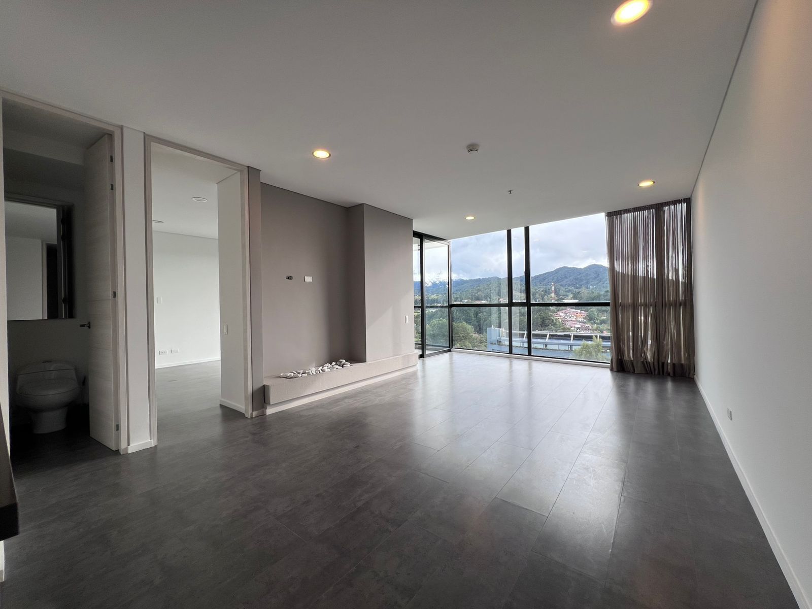 Apartamento en arriendo Antioquia Envigado La Mesa 115 m2 Habitaciones 2 Baños 3 Garajes 2 Precio $7500000