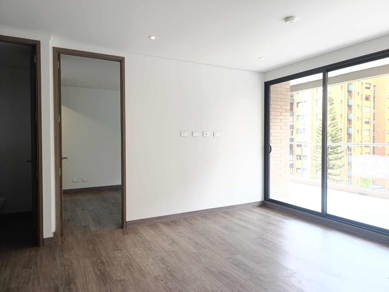 Apartamento en venta Antioquia Medellín Los Balsos No2 90 m2 Habitaciones 2 Baños 3 Garajes 2 Precio $1300000000