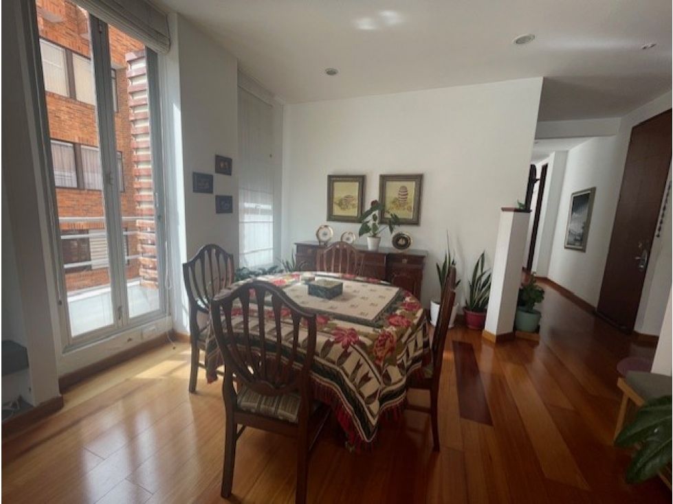 Apartamento en venta Cundinamarca Bogotá Country Club 150 m2 Habitaciones 3 Baños 4 Garajes 2 Precio $900000000