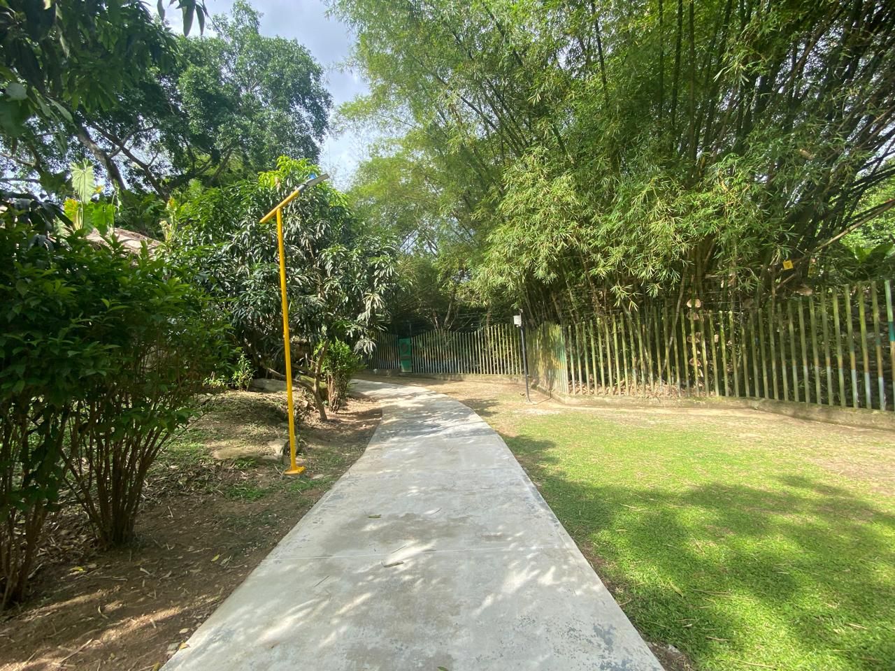 Local en venta Santander Girón Girón 647 m2 Habitaciones 0 Baños 1 Garajes 1 Precio $690000000