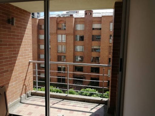 Apartamento en venta Cundinamarca Bogotá Cedro Narvaez 118 m2 Habitaciones 3 Baños 3 Garajes 2 Precio $670000000