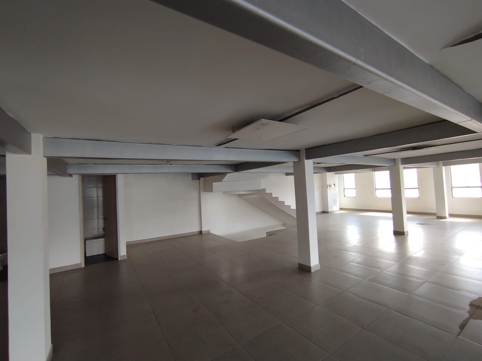 Local en arriendo Cundinamarca Bogotá Venecia 346 m2 Habitaciones 0 Baños 2 Garajes 0 Precio $7000000