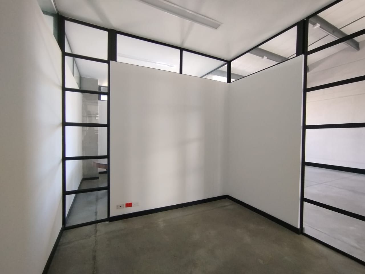 Oficina en arriendo Antioquia Rionegro El Porvenir 20 m2 Habitaciones 0 Baños 0 Garajes 0 Precio $1200000