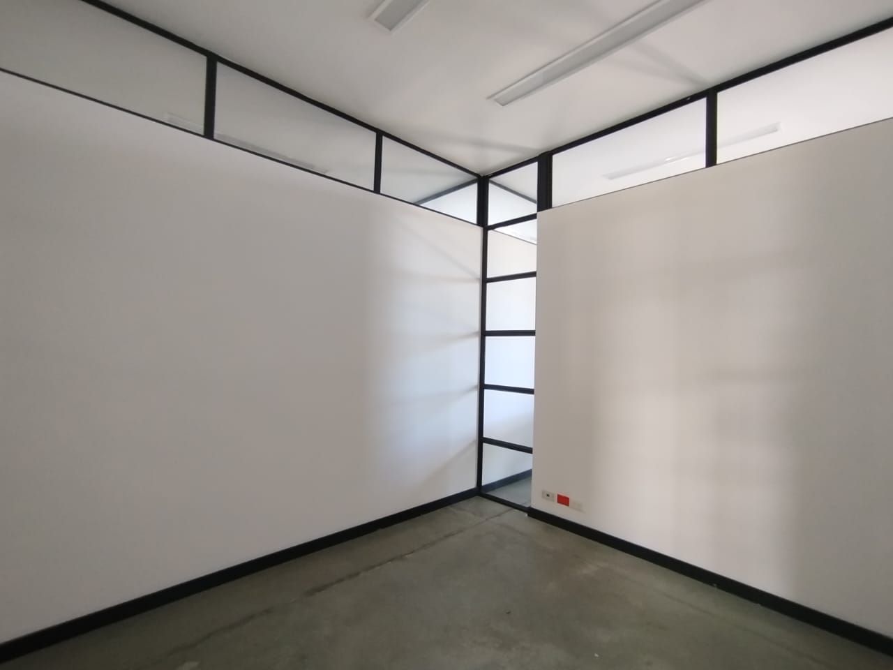 Oficina en arriendo Antioquia Rionegro El Porvenir 20 m2 Habitaciones 0 Baños 0 Garajes 0 Precio $1200000