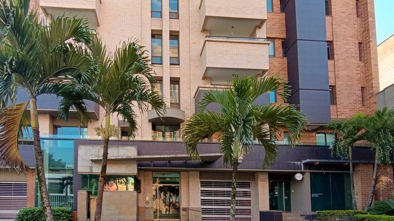 Bodega en arriendo Antioquia Medellín Laureles 13 m2 Habitaciones 0 Baños 1 Garajes 0 Precio $800000