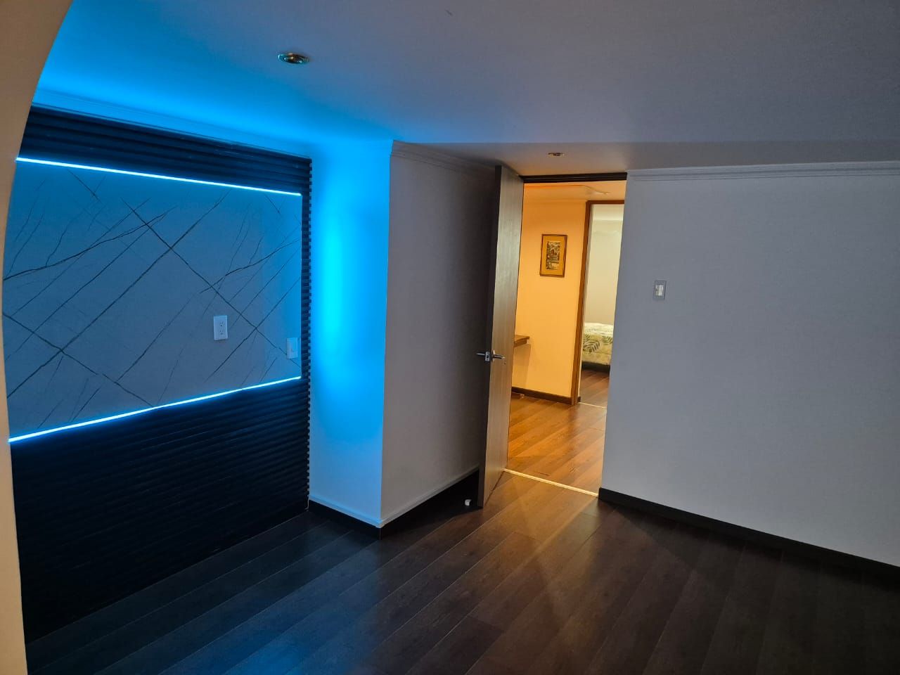 Casa en arriendo Cundinamarca Bogotá Campin Occidental 394 m2 Habitaciones 6 Baños 6 Garajes 3 Precio $11000000