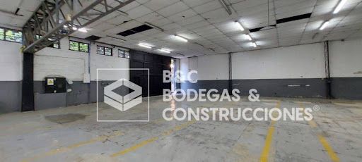 Bodega en arriendo Antioquia Medellín Tenche 500 m2 Habitaciones 0 Baños 2 Garajes 0 Precio $25000000