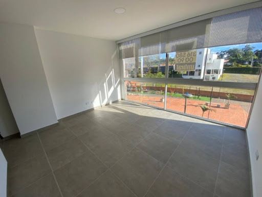 Apartaestudio en arriendo Antioquia Rionegro Cuatro Esquinas 50 m2 Habitaciones 1 Baños 2 Garajes 1 Precio $1800000