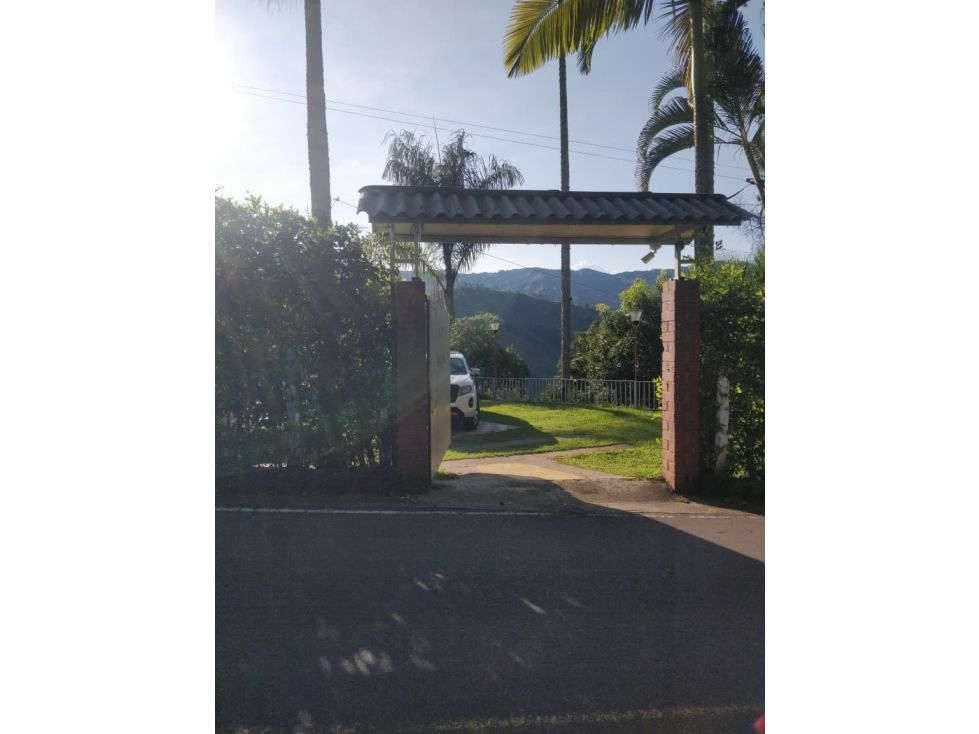 Finca en venta Caldas Manizales Manizales 190 m2 Habitaciones 5 Baños 3 Garajes 8 Precio $450000000
