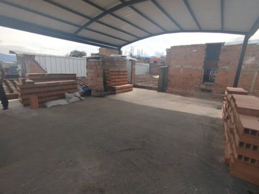 Bodega en arriendo Antioquia Medellín Fatima 60 m2 Habitaciones 0 Baños 1 Garajes 0 Precio $2500000