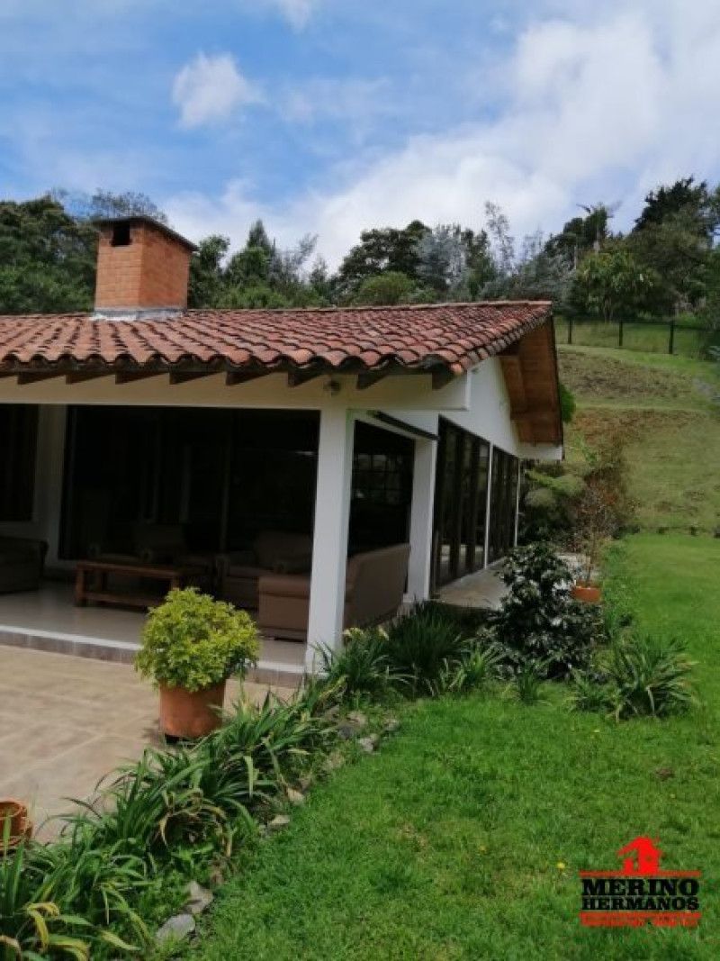 Casa en arriendo Antioquia El Retiro El Retiro 200 m2 Habitaciones 3 Baños 3 Garajes 0 Precio $8000000