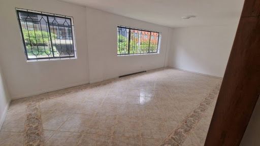 Apartamento en venta Antioquia Medellín Laureles 220 m2 Habitaciones 4 Baños 3 Garajes 1 Precio $750000000