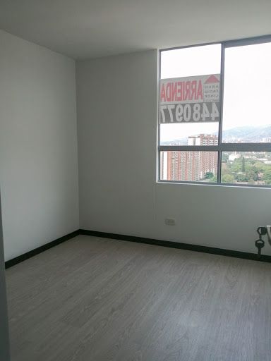 Apartamento en arriendo Antioquia Medellín San German 74 m2 Habitaciones 3 Baños 2 Garajes 1 Precio $3000000