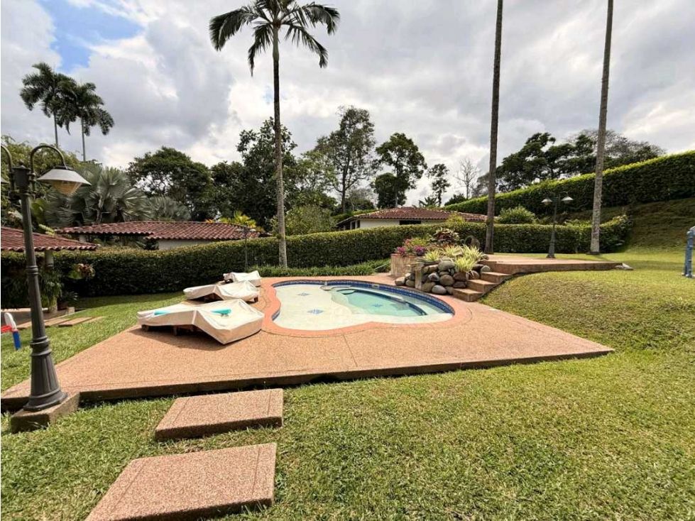 Casa Campestre en venta Quindío Armenia Armenia 380 m2 Habitaciones 5 Baños 7 Garajes 2 Precio $1600000000