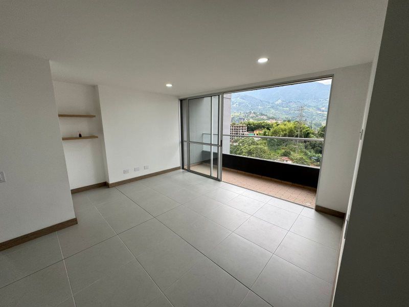Apartamento en arriendo Antioquia Sabaneta Entre Amigos 77 m2 Habitaciones 3 Baños 2 Garajes 1 Precio $2700000