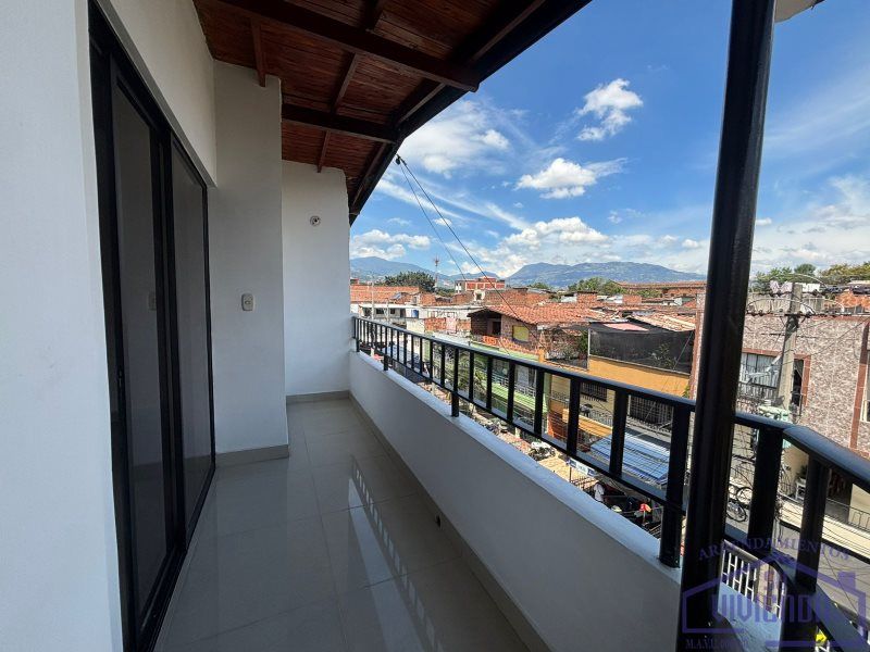 Apartamento en arriendo Antioquia Medellín Cristo Rey 60 m2 Habitaciones 2 Baños 3 Garajes 0 Precio $2200000