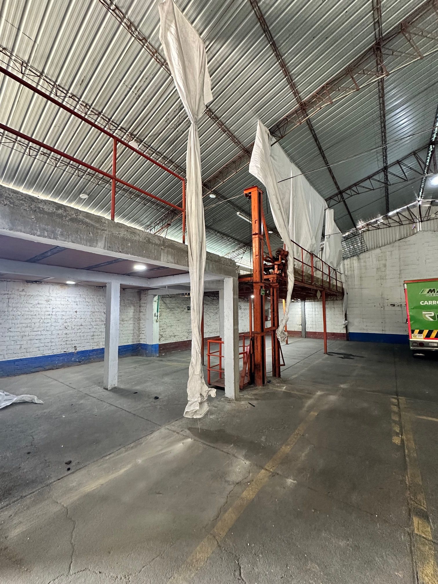 Bodega en arriendo Tolima Ibagué Rincon Campestre 1500 m2 Habitaciones 0 Baños 4 Garajes 6 Precio $18000000