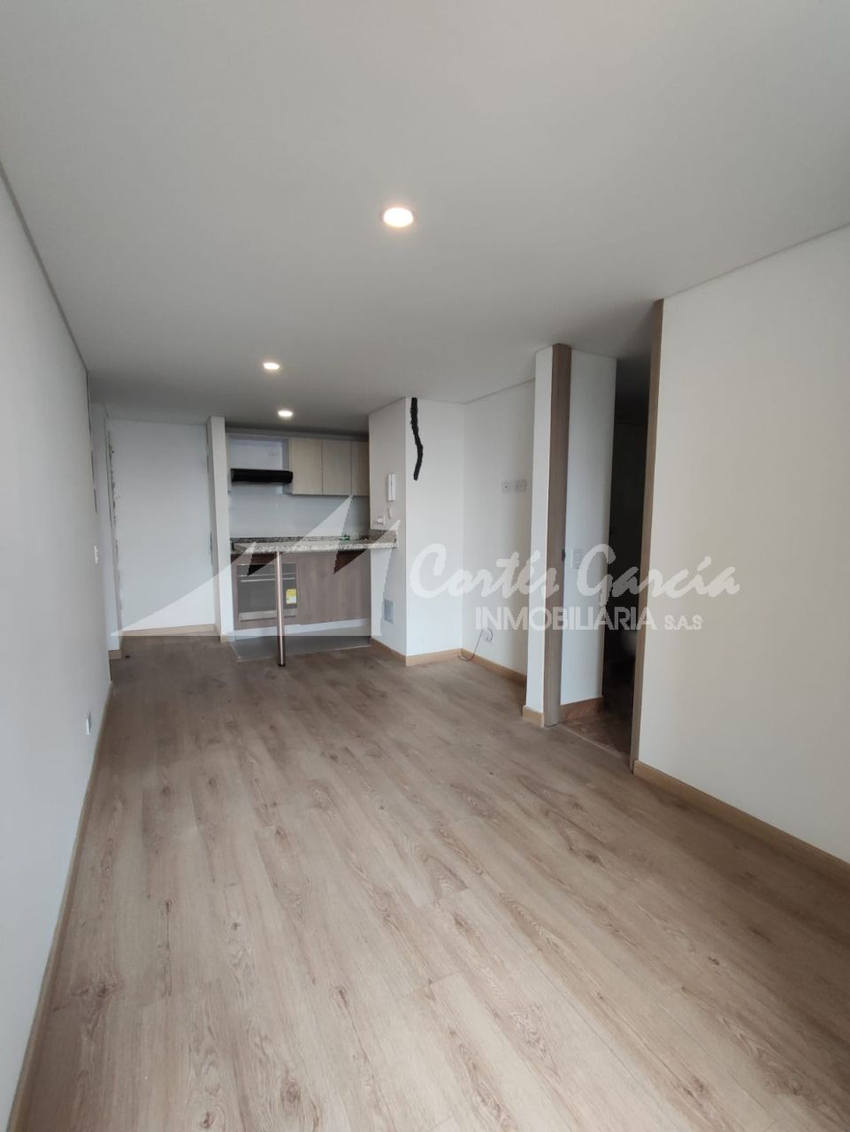 Apartaestudio en venta Cundinamarca Bogotá San Victorino 37 m2 Habitaciones 1 Baños 1 Garajes 0 Precio $250000000