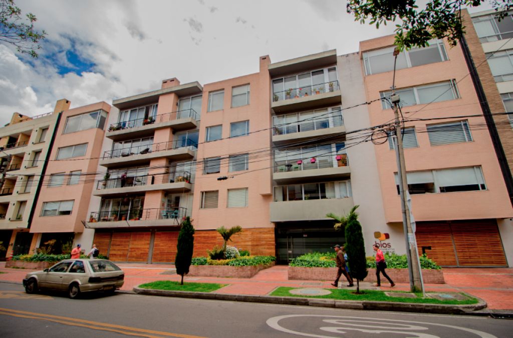 Apartamento en arriendo Cundinamarca Bogotá Los Cedros 80 m2 Habitaciones 2 Baños 2 Garajes 2 Precio $4363000