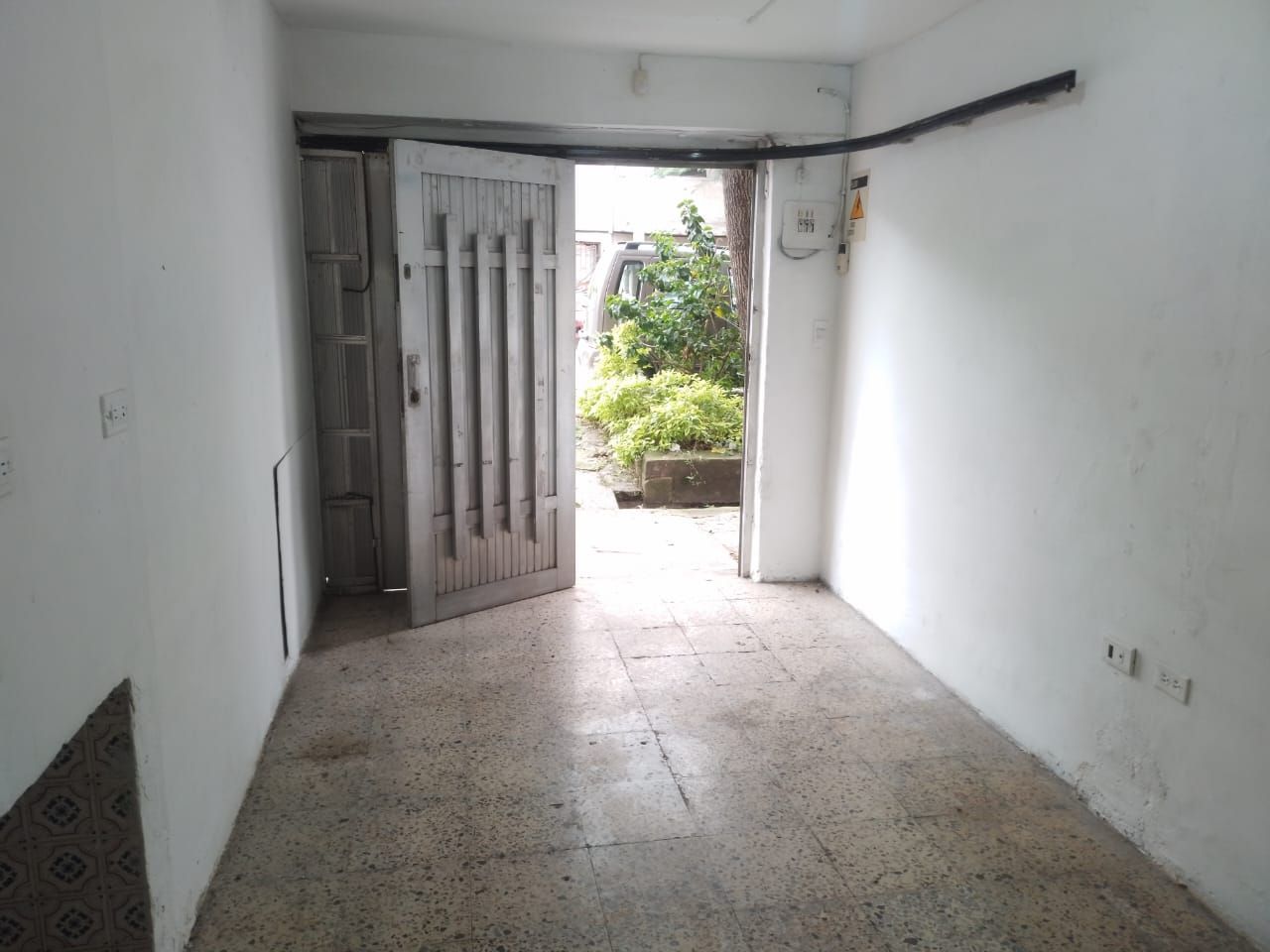 Oficina en arriendo Antioquia Medellín Fatima 90 m2 Habitaciones 0 Baños 2 Garajes 1 Precio $3800000