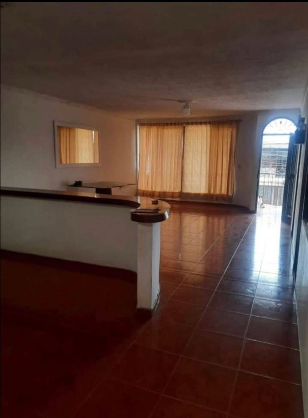 Casa en venta Valle Del Cauca Cali Cristóbal Colón 500 m2 Habitaciones 6 Baños 2 Garajes 1 Precio $598000000