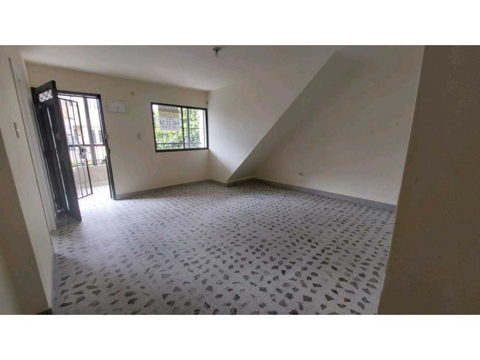 Casa en arriendo Antioquia Itagüí Santa Maria Et Ii 105 m2 Habitaciones 4 Baños 2 Garajes 0 Precio $2500000