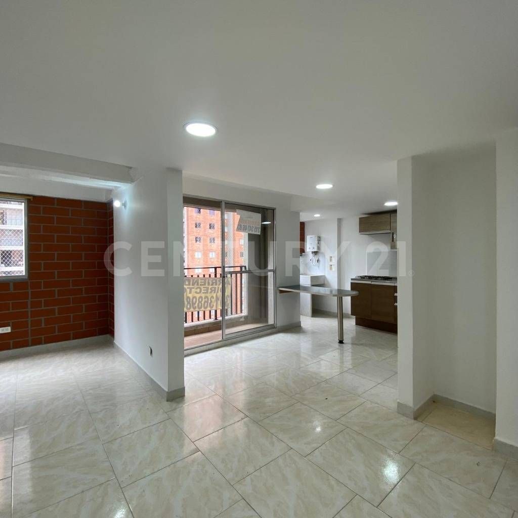 Apartamento en arriendo Antioquia Sabaneta Los Alcázares 60 m2 Habitaciones 3 Baños 2 Garajes 1 Precio $2200000