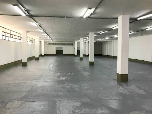 Bodega en arriendo Antioquia Envigado Primavera 2100 m2 Habitaciones 0 Baños 2 Garajes 2 Precio $52000000