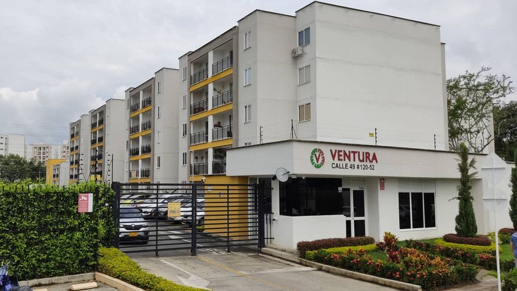 Apartamento en arriendo Valle Del Cauca Cali Conjunto Residencial Aguaclara 62 m2 Habitaciones 2 Baños 2 Garajes 0 Precio $1200000