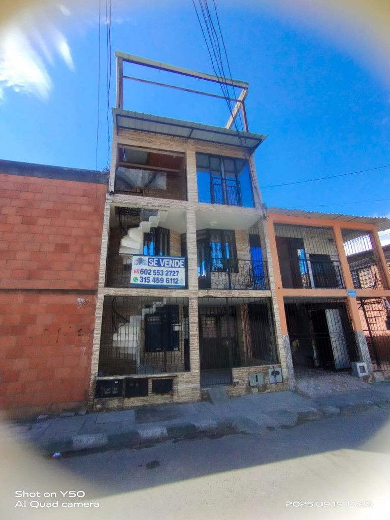 Casa en venta Valle Del Cauca Cali Promociones Populares B 170 m2 Habitaciones 6 Baños 4 Garajes 0 Precio $245000000