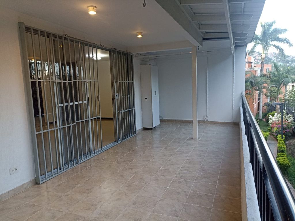 Apartamento en venta Valle Del Cauca Cali San Nicolás 107 m2 Habitaciones 3 Baños 3 Garajes 1 Precio $520000000