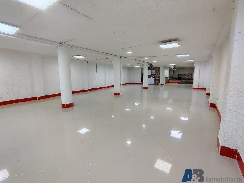Local en arriendo Antioquia Itagüí Centro 190 m2 Habitaciones 0 Baños 2 Garajes 0 Precio $6900000