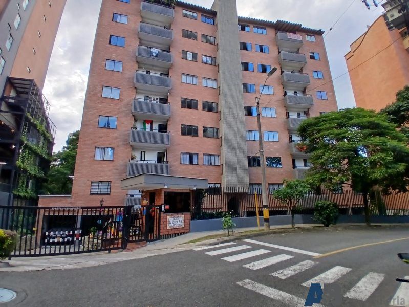 Apartamento en venta Antioquia Envigado Loma Linda 99 m2 Habitaciones 3 Baños 3 Garajes 2 Precio $600000000