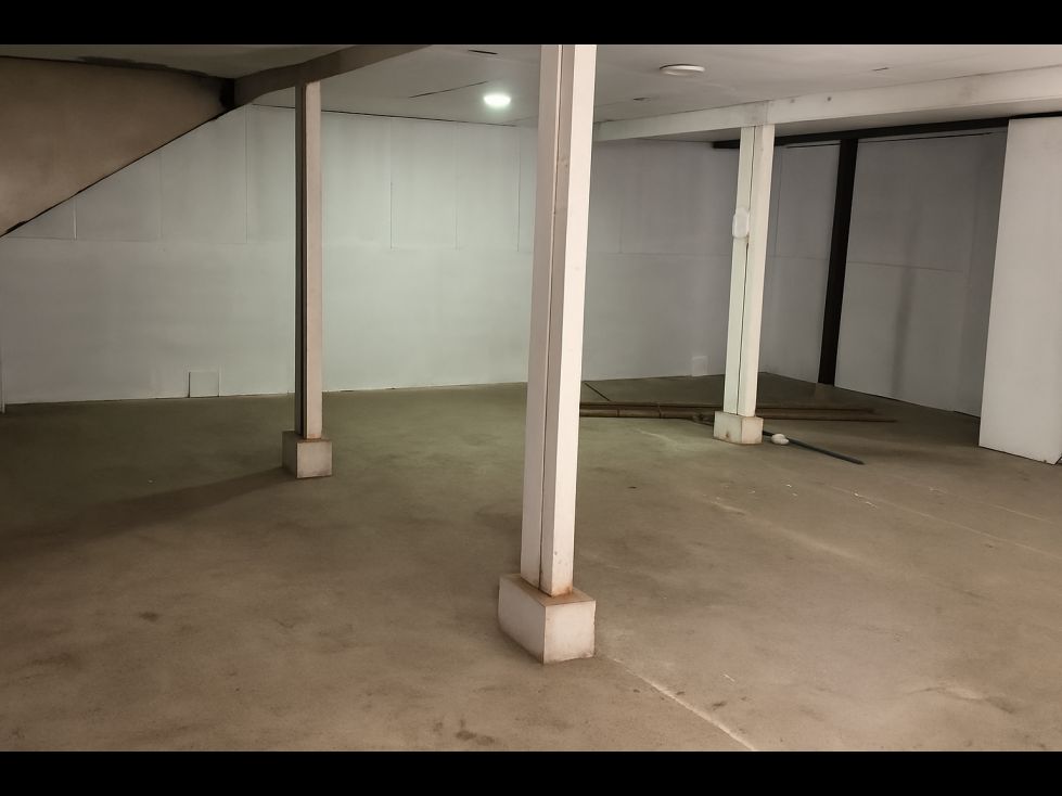 Bodega en arriendo Caldas Manizales San Jorge 100 m2 Habitaciones 0 Baños 1 Garajes 0 Precio $2000000