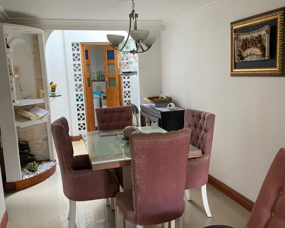 Casa en venta Antioquia Medellín Diego Echavarria 140 m2 Habitaciones 3 Baños 3 Garajes 1 Precio $900000000