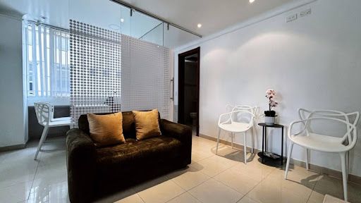 Oficina en arriendo Cundinamarca Bogotá Santa Barbara Occidental 47 m2 Habitaciones 0 Baños 1 Garajes 1 Precio $2523000