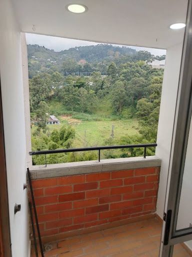 Apartamento en arriendo Antioquia La Estrella Bellos Aires 50 m2 Habitaciones 3 Baños 2 Garajes 1 Precio $1400000