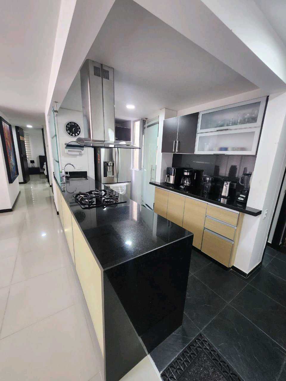 Apartamento en venta Valle Del Cauca Cali Lili 97 m2 Habitaciones 3 Baños 3 Garajes 1 Precio $480000000