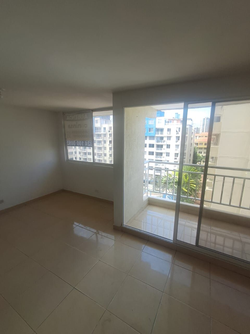 Apartamento en arriendo Atlántico Barranquilla Villa Carolina 1 m2 Habitaciones 3 Baños 2 Garajes 1 Precio $1900000