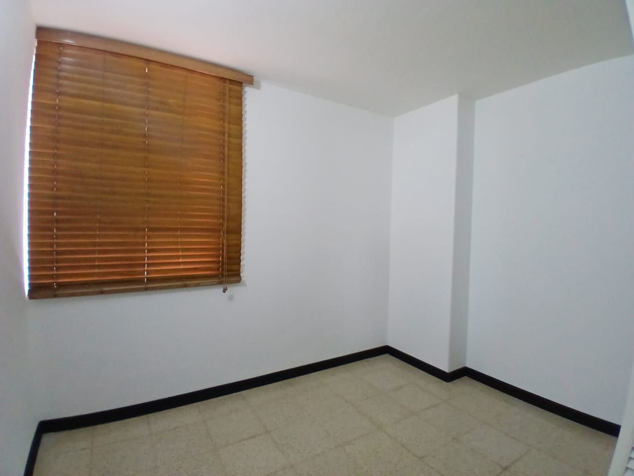 Apartamento en arriendo Antioquia Medellín Urbanizacion Barcelona 100 m2 Habitaciones 3 Baños 2 Garajes 1 Precio $3500000