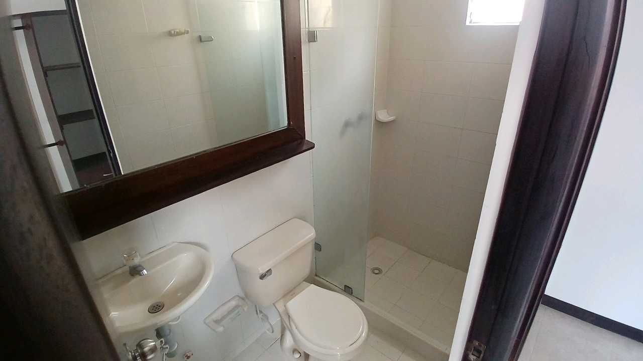 Apartamento en venta Valle Del Cauca Cali San Pedro 65 m2 Habitaciones 3 Baños 2 Garajes 1 Precio $215000000