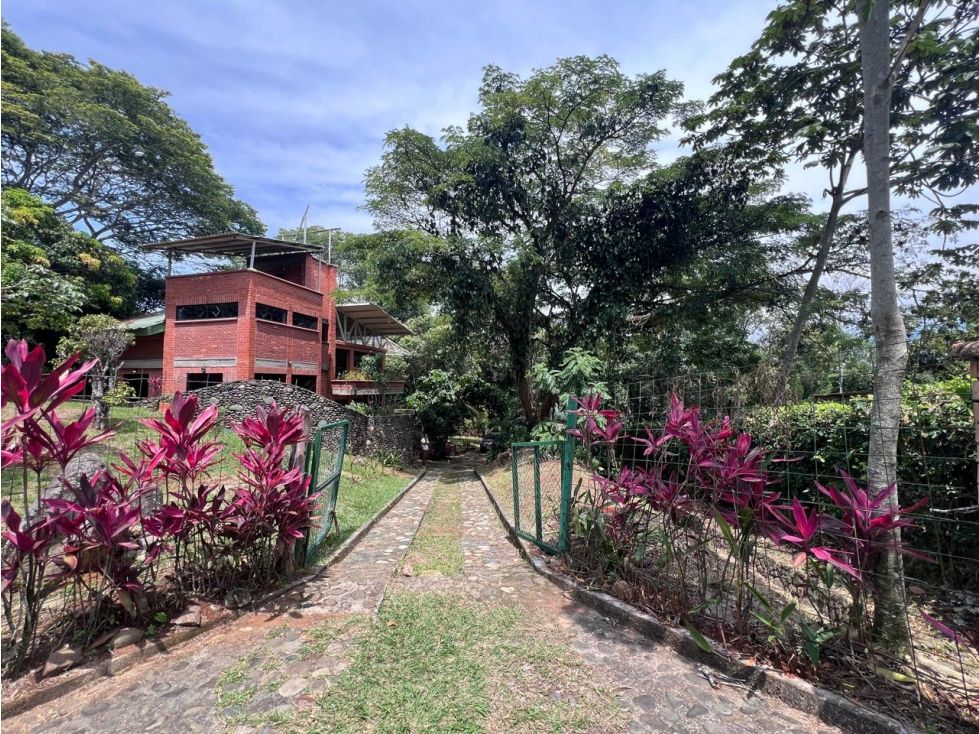 Casa Campestre en venta Valle Del Cauca Jamundí Jamundí 640 m2 Habitaciones 3 Baños 4 Garajes 2 Precio $810000000