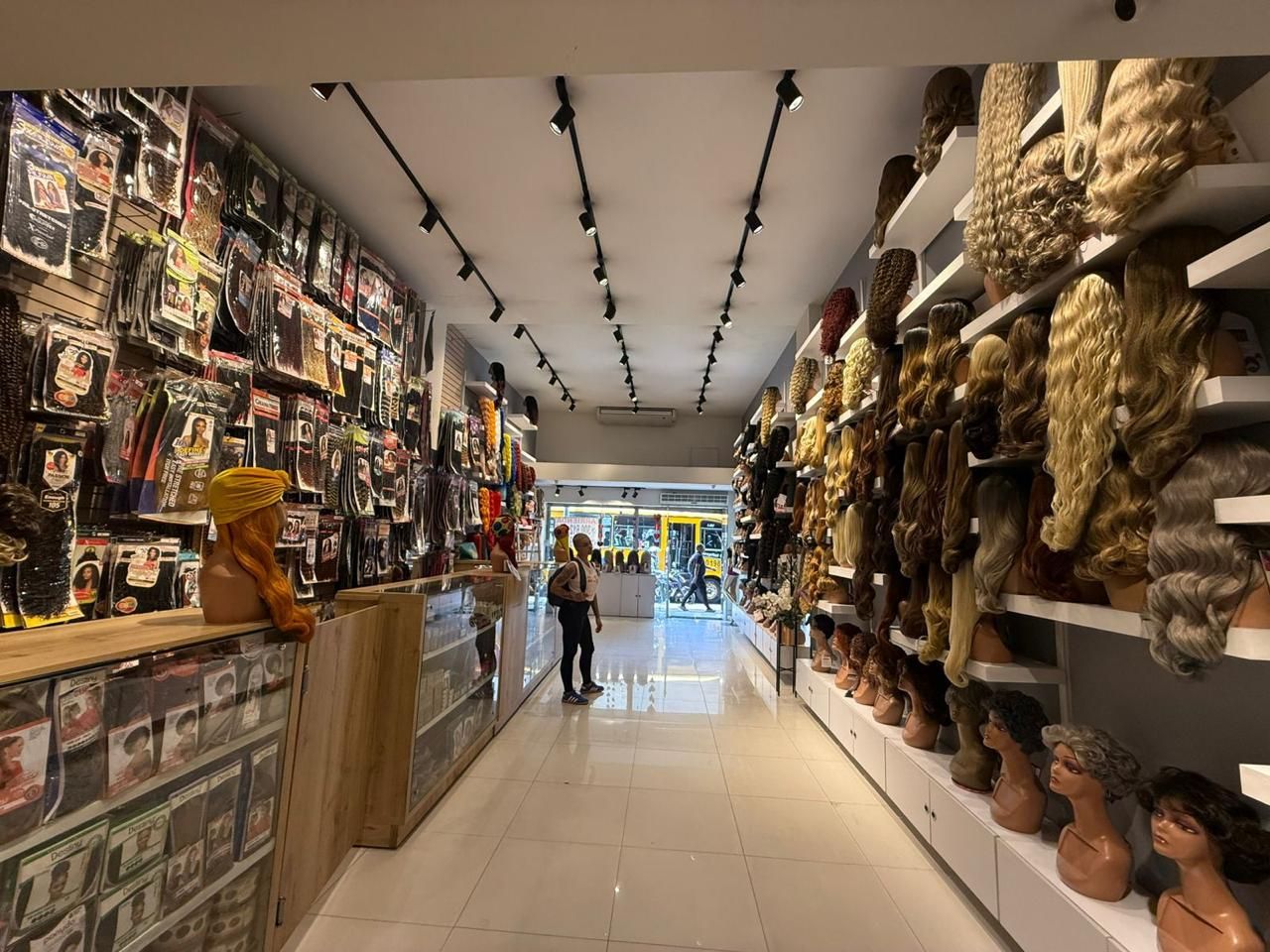 Local en arriendo Antioquia Medellín La Candelaria 102 m2 Habitaciones 0 Baños 1 Garajes 0 Precio $14000000