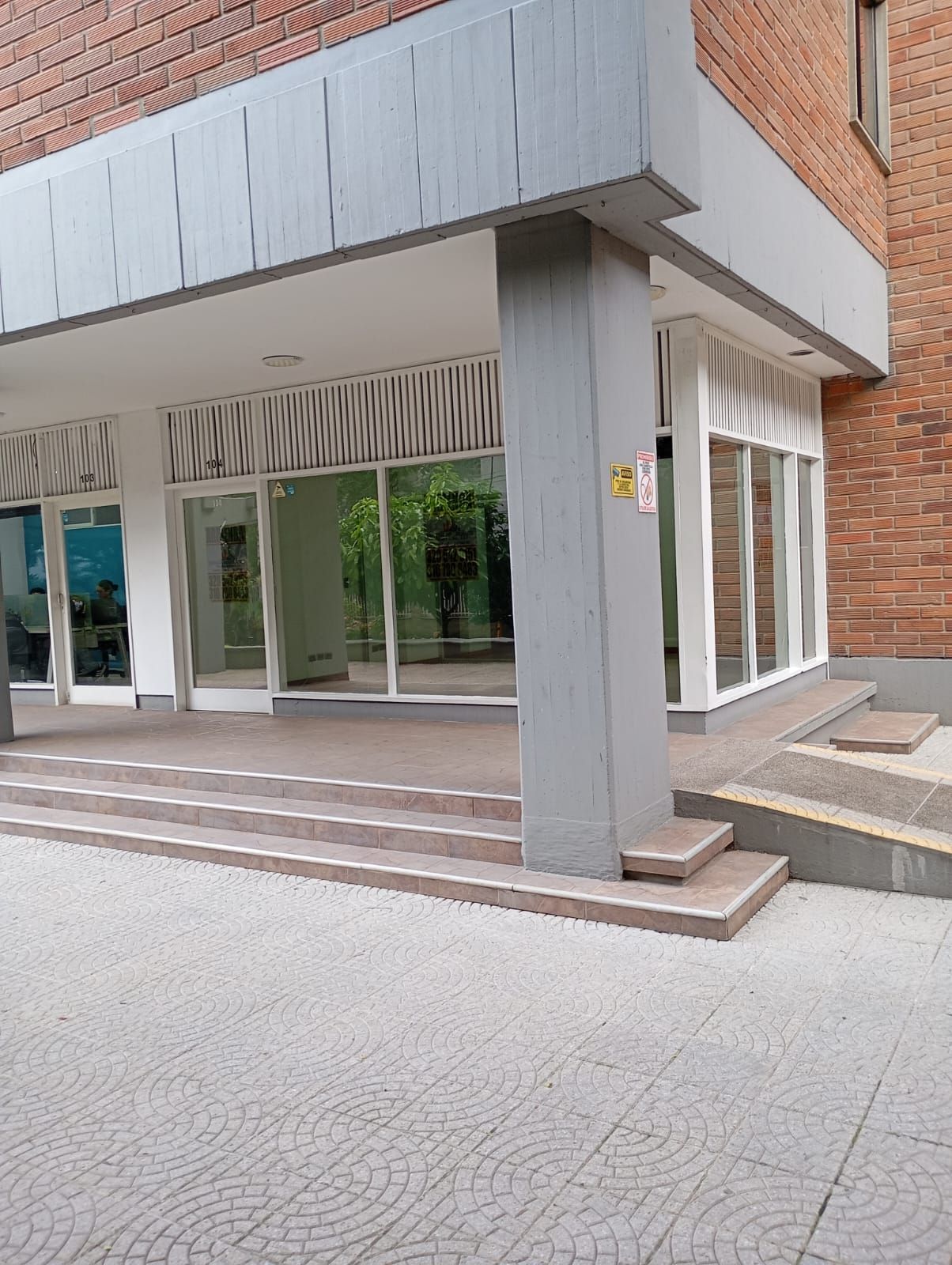 Oficina en arriendo Antioquia Medellín Urbanizacion Suramericana 63 m2 Habitaciones 0 Baños 2 Garajes 0 Precio $3000000