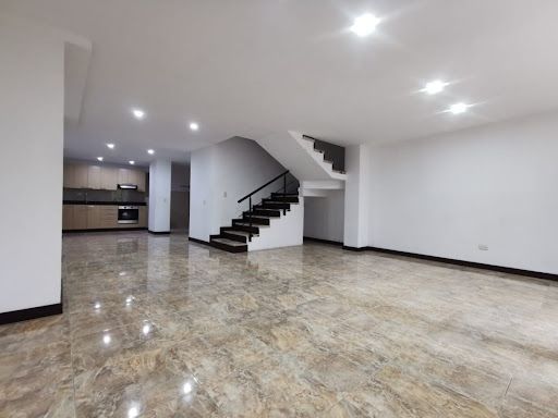 Casa en venta Risaralda Pereira Ur Jose Maria Cordoba 200 m2 Habitaciones 5 Baños 4 Garajes 1 Precio $600000000