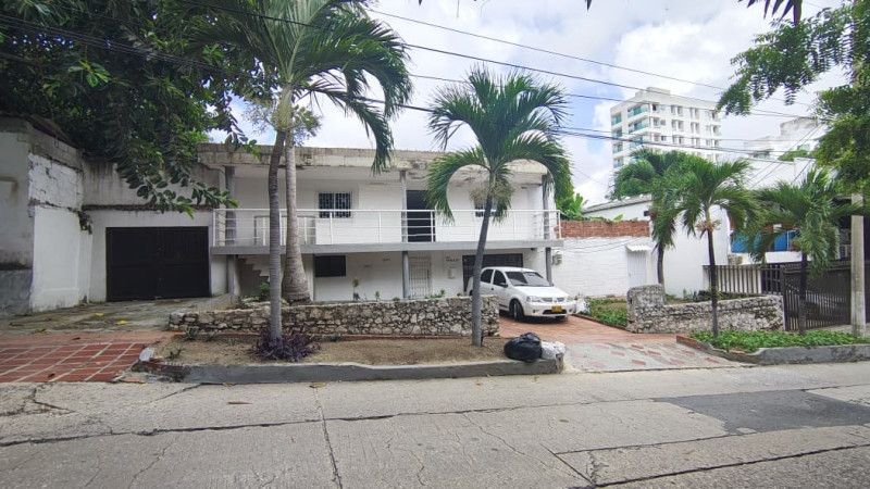 Casa en venta Atlántico Barranquilla Los Jobos 750 m2 Habitaciones 12 Baños 9 Garajes 2 Precio $875000000