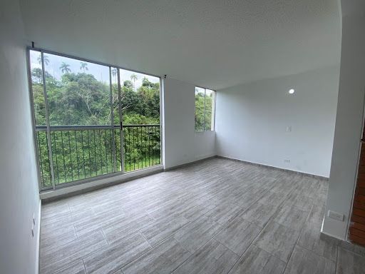 Apartamento en venta Risaralda Pereira El Poblado I Etapa 48 m2 Habitaciones 2 Baños 1 Garajes 0 Precio $210000000