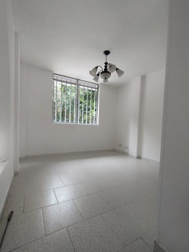 Casa en venta Risaralda Pereira Pinares De San Martin 104 m2 Habitaciones 4 Baños 2 Garajes 1 Precio $370000000